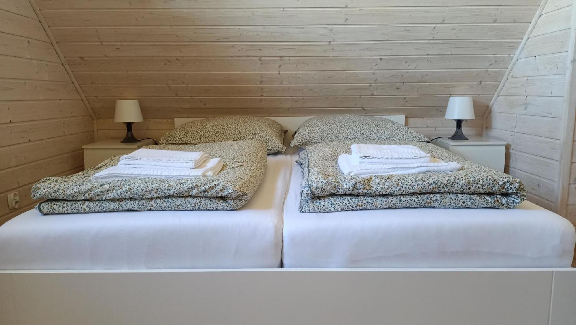 Holiday home Sloneczne Chatki *